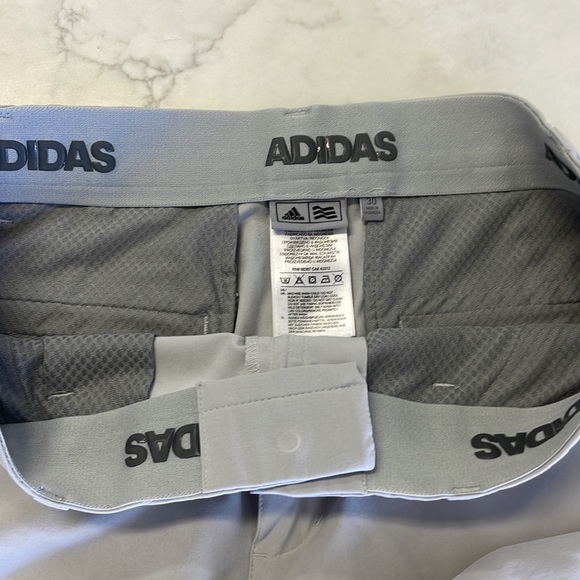 Men’s Adidas Nylon Gray Long Shorts Size 30 - Picture 5 of 5